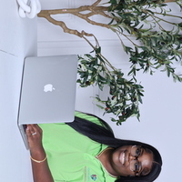 Notary Public in West Palm Beach, Florida 33409, Ikema Middleton