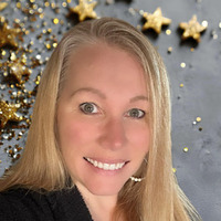 Notary Public in Moore, Texas 78057, Linda McGinnis-Weber