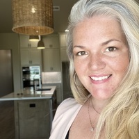 Notary Public in Yukon, Oklahoma 73099, Sara Bashant