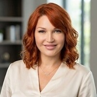 Notary Public in Miami, Florida 33170, Krystle Lee Abadia