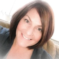 Notary Public in Victorville, California 92394, Patricia  Fraser