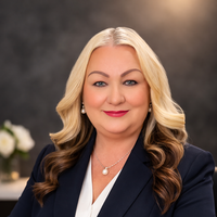 Notary Public in Irving, Texas 75060, Linda Bench