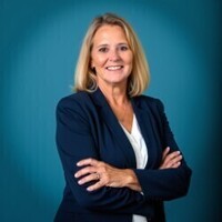 Notary Public in Orlando, Florida 32825, Susan Euliano