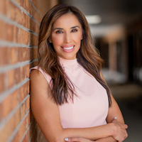 Notary Public in Tampa, Florida 33626, Lupe Contreras