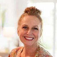 Notary Public in Port St. Lucie, Florida 34987, Suzanne Sparkman Springer