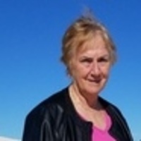 Notary Public in Phoenix, Arizona 85028, Diane Mertens