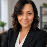 Notary Public in Nixa, Missouri 65714, Suzanne Armstrong