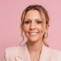 Notary Public in Oakland, California 94606, Maria Cherundolo