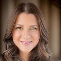 Notary Public in Fresno, California 93638, Lorilee Pierce-Sunia