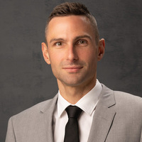 Notary Public in Los Angeles, California 90004, Eric Stone