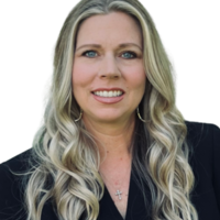 Notary Public in Tavares, Florida 32778, Stephanie Wrenn-Peebles