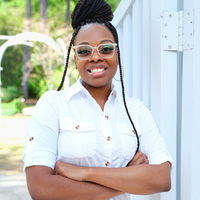 Notary Public in Alabama, Alabama 35007, Kiana Holmes