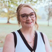 Notary Public in Woodburn, Oregon 97071, Ashley Affinito