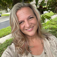 Notary Public in Orlando, Florida 32810, Kris Adkins