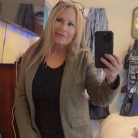 Notary Public in San Diego, California 92110, Laura Brown