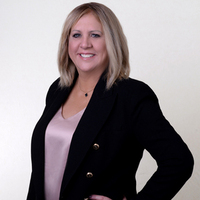 Notary Public in Rancho Cucamonga, California 91701, Linda Comeau