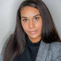 Notary Public in Cedar Rapids, Iowa 52402, Dominique Brown