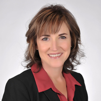 Notary Public in Phoenix, Arizona 85022, Elisa Wymore