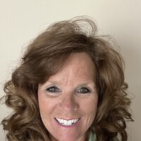 Notary Public in Yorkville, Illinois 60560, Julia Bradbury