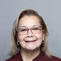 Notary Public in Elizabeth, New Jersey 07206, Ana Paz