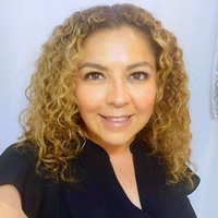 Notary Public in Lakewood, California 90712, Roxanna Cabrera