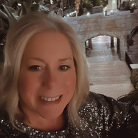Notary Public in Aubrey, Texas 76227, Trina Carlile