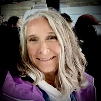 Notary Public in Milwaukie, Oregon 97222, Heather Dowell