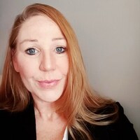 Notary Public in Hastings, Minnesota 55033, Carrie Denaway