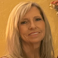 Notary Public in Longview, Texas 75604, Pamela Reynolds