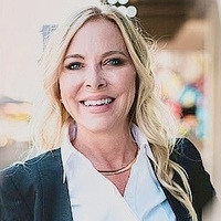 Notary Public in Scottsdale, Arizona 85260, Tiffany Fina