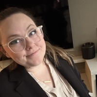 Notary Public in Chicago , Illinois 60618, Amanda Green