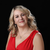 Notary Public in Brownsville, Oregon 97327, Christy Adair