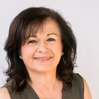 Notary Public in Tracy, California 95377, Julia  Ramirez