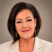 Notary Public in Waukee, Iowa 50263, Michele Spencer