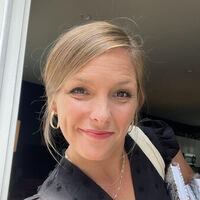 Notary Public in Philadelphia, Pennsylvania 19121, Monica Weeks