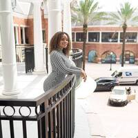 Notary Public in Houston, Texas 77018, Charlen Ellis