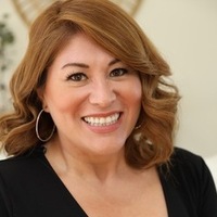 Notary Public in Hawthorne, California 90250, Wendy  Mancha 