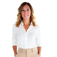 Notary Public in Leesburg , Florida 34748, Justina  Wayne 