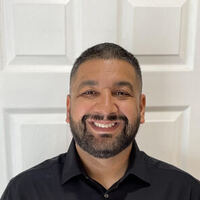 Notary Public in Dyer, Indiana 46311, Eric Reyes