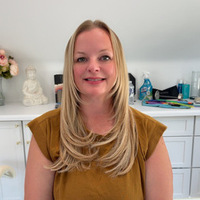 Notary Public in White lake, Michigan 48386, Joanne Sumiec