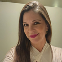 Notary Public in Chula Vista, California 91911, Laura Gomez