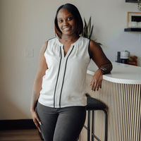 Notary Public in Middletown, Delaware 19709, LaShawn  McCray