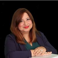 Notary Public in Seward, Nebraska 68434, Karen Centeno