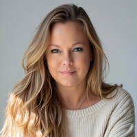 Notary Public in Norfolk, Nebraska 68701, Kristina Jochum