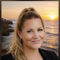 Notary Public in San Diego, California 92107, Heather Miller