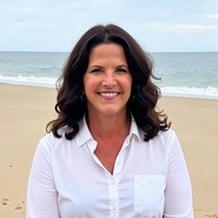 Notary Public in Huntington Beach, California 92647, Brigitte Michelle Golay