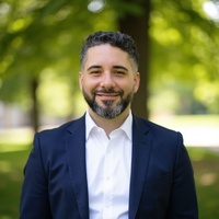 Notary Public in Chicago, Illinois 60625, Sigfredo Gonzalez