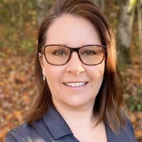 Notary Public in Hilham, Tennessee 38568, Melanie Linzy