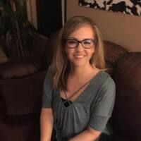 Notary Public in Anaheim, California 92805, Natalie Helmuth