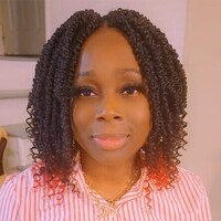 Notary Public in Milton, Massachusetts 02186, Yvena Mera